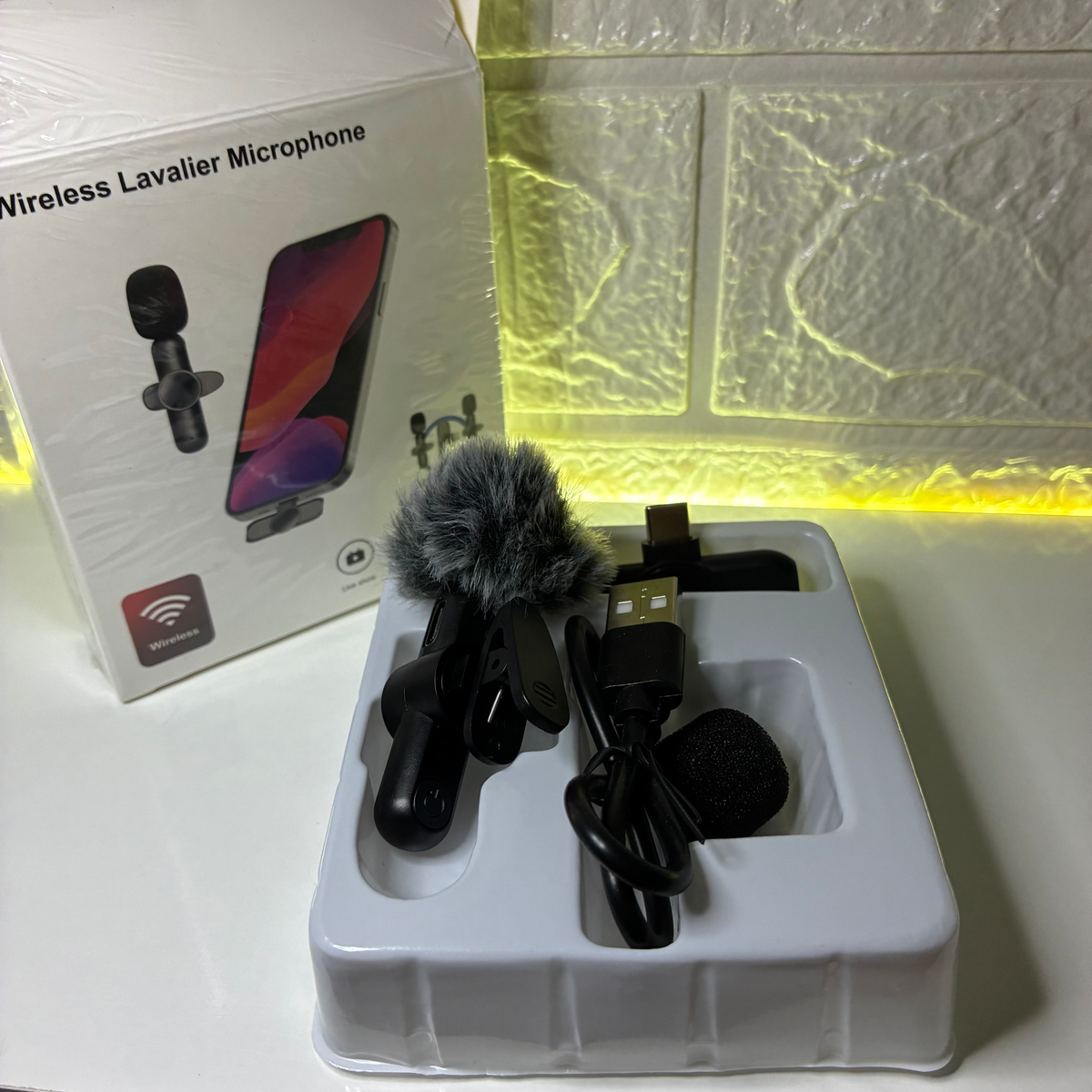 (موديل2)Wireless Lavalier Microphone